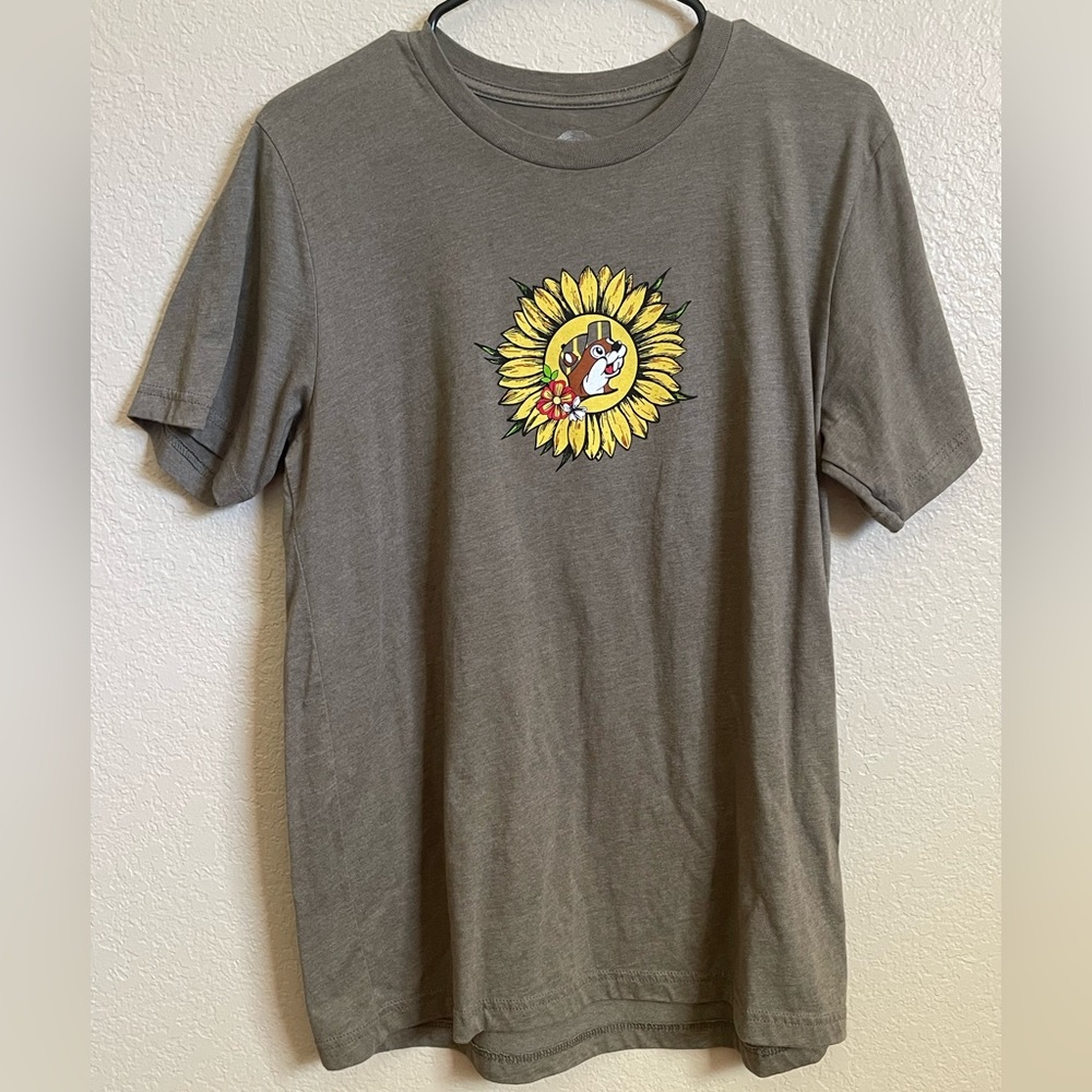 Buc-ees T-shirt